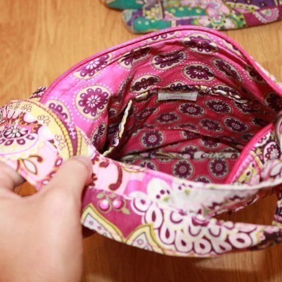 Choice Vera Bradley Crossbody Bag - Picture 8 of 16